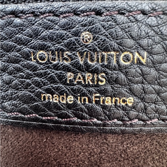 Louis Vuitton Mahina Cirrus PM Hobo Black Leather Gold Hardware AR0161 Authentic - Picture 9 of 17